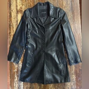 Andrew Marc Vintage Black Leather Jacket with Notched Lapel and Mid-Thigh Length